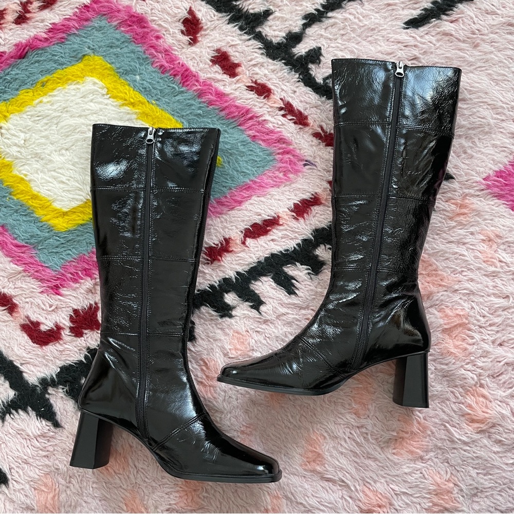 NEW IN BOX Black Knee High size 9-9.5